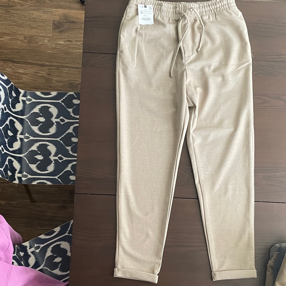 Zara Beige Sweatpants